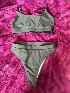 Olive Green Women's Bikini Set - Bralette Top & High-Cut Bottom